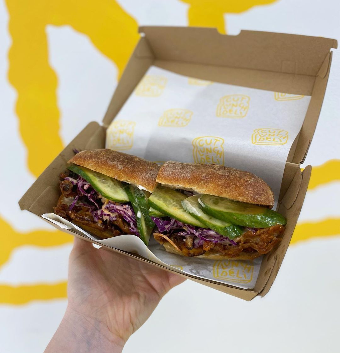 A Guide to the Best Paper to Wrap Sandwiches and Hot Food