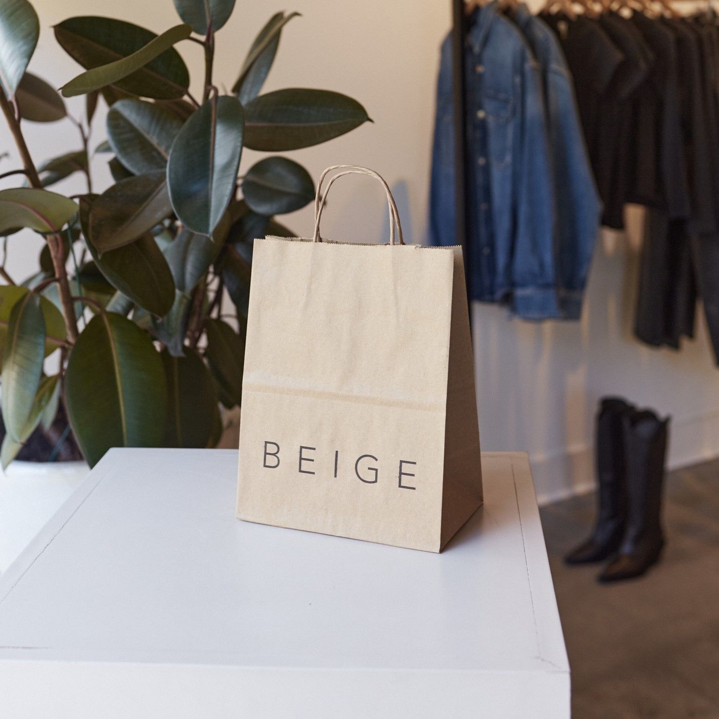 BEIGE x tendlyn