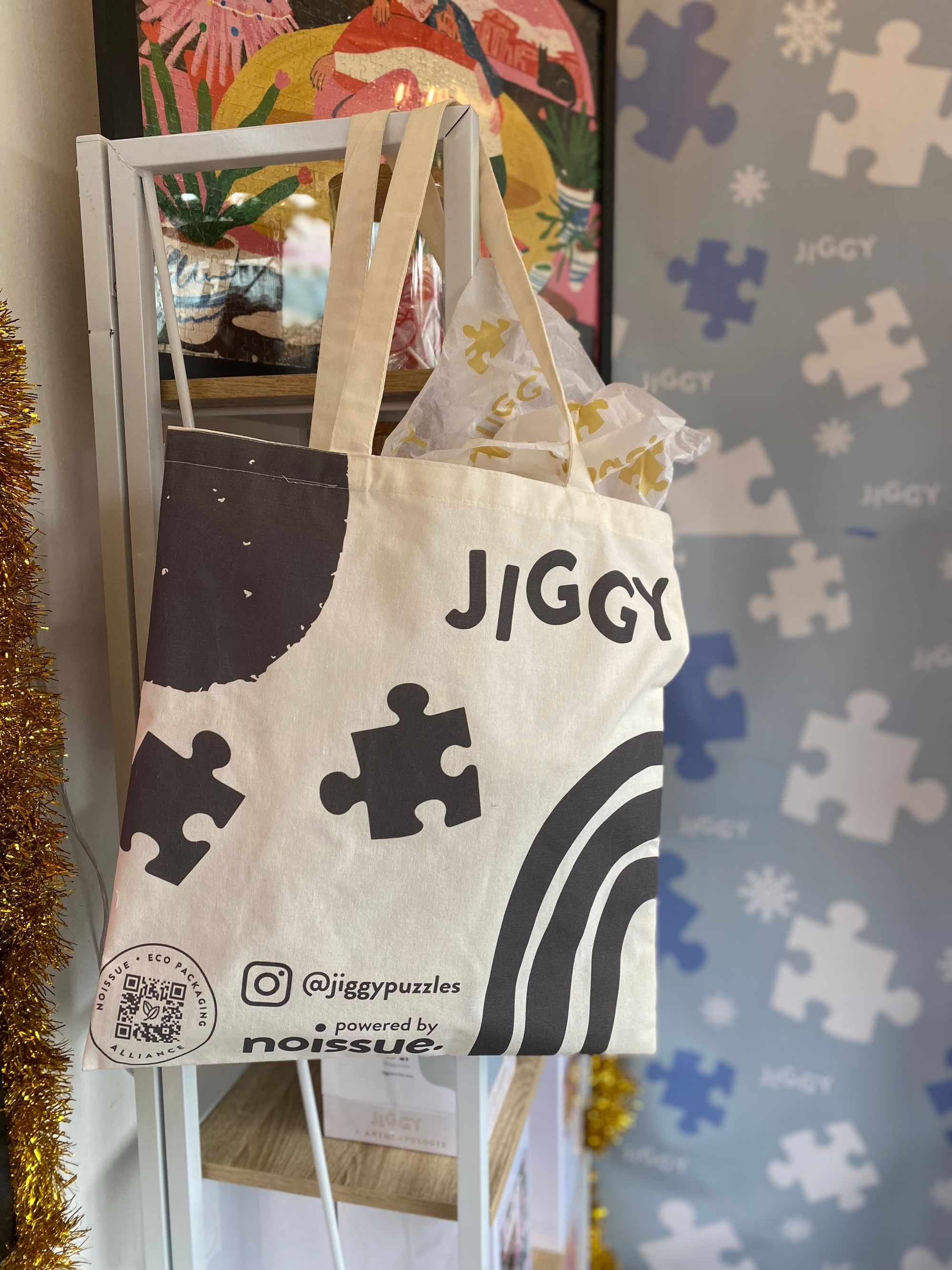 JIGGY و tendlyn يجلبان تجربة التسوق في العطلات إلى الحياة في متجر مؤقت في نيويورك